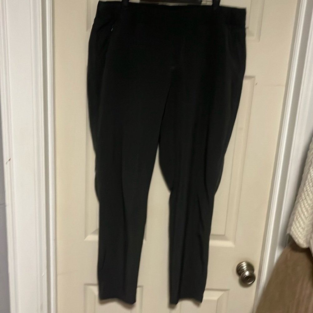 Kuhl joggers
